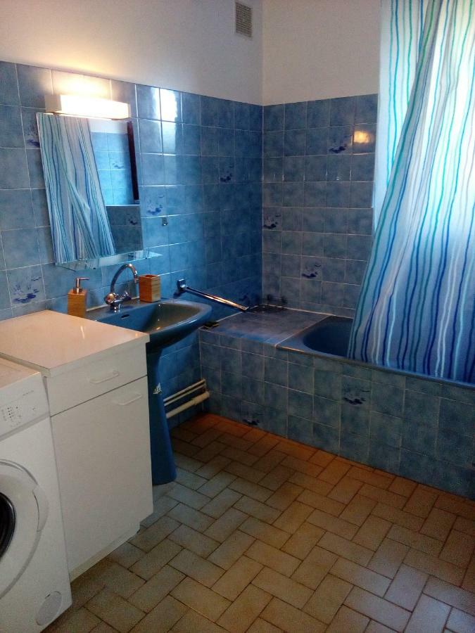 Gite Les Chaumeix Prondines Exteriör bild